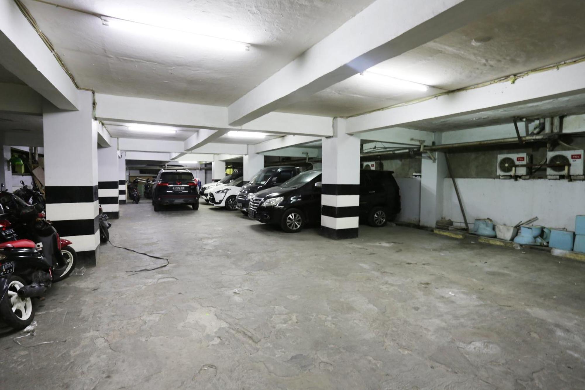 Oyo 3865 Wisma Niaga Jakarta Exterior foto