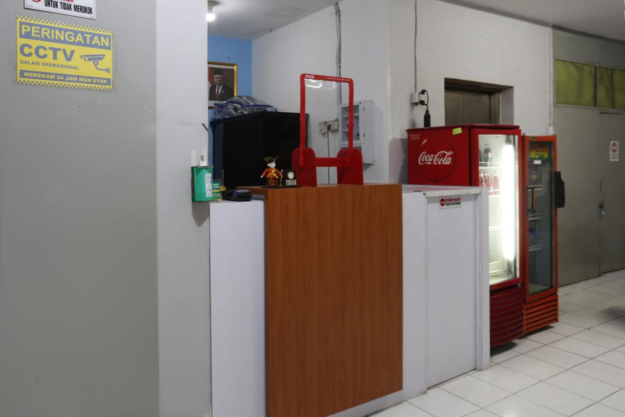 Oyo 3865 Wisma Niaga Jakarta Exterior foto